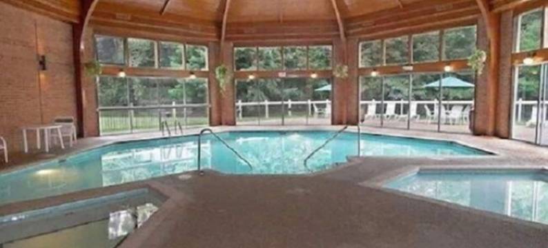 拉福德-西布莱克斯堡I-81品质酒店(Quality Inn Radford-West Blacksburg I-81)图片