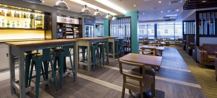 莱奇沃思花园城普瑞米尔酒店(Premier Inn Letchworth Garden City)图片