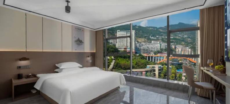 城季酒店(奉节滨江国际店)图片