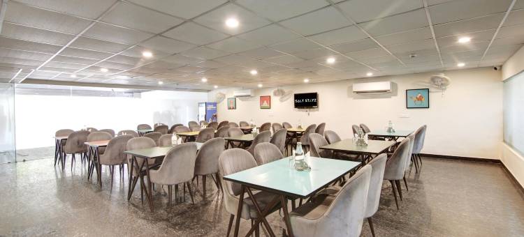 SALTSTAYZ SELECT - NEAR SOHNA ROAD CITY CENTRE图片