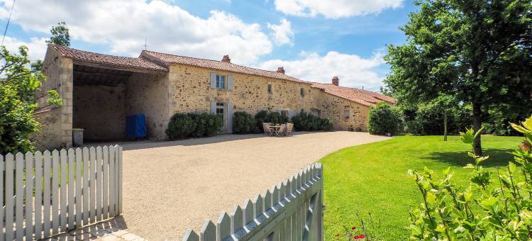 Holiday Home Saint-Laurent Pool Retreat图片