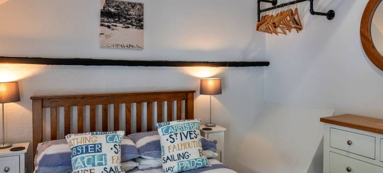 Cottage in Cornwall near Porth Beach图片