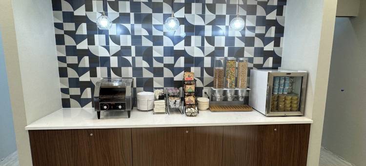 纽黑文拉昆塔温德姆套房酒店(La Quinta Inn & Suites by Wyndham New Haven)图片