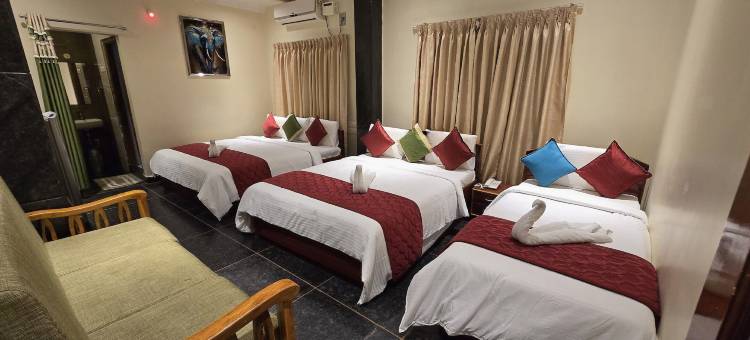 Hotel Ksr Grand图片