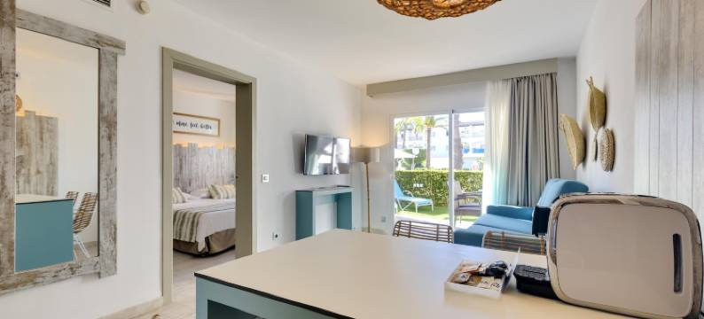 阿尔库迪亚花园公寓式酒店(Alcudia Garden Aparthotel)图片