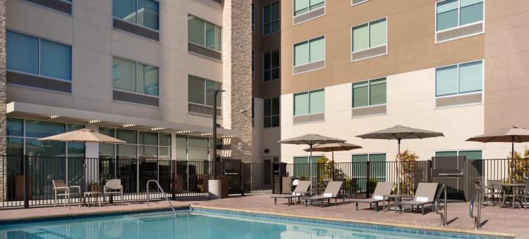 弗雷斯诺机场智选假日套房酒店(洲际酒店集团)(Holiday Inn Express & Suites Fresno Airport, an IHG Hotel)图片