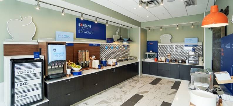 富兰克林-浆果农场智选假日套房酒店(Holiday Inn Express & Suites FRANKLIN - BERRY FARMS by IHG)图片