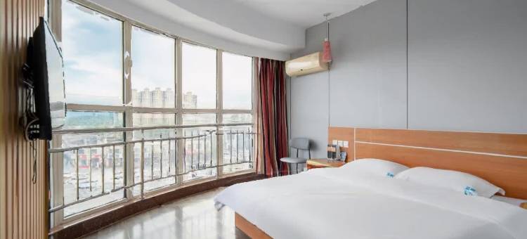 菲桐假日酒店(涞源站店)图片