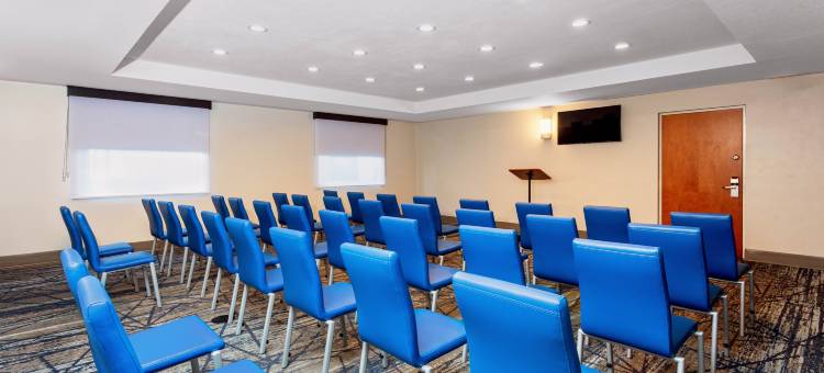 智选假日套房酒店马缨丹(Holiday Inn Express & Suites Lantana)图片