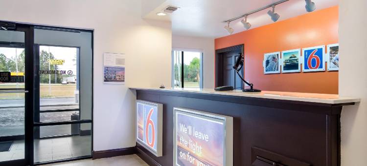 6韦科汽车旅馆(Motel 6 Waco, TX)图片