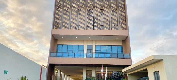 Gombong前线酒店(Front One Hotel Gombong)图片