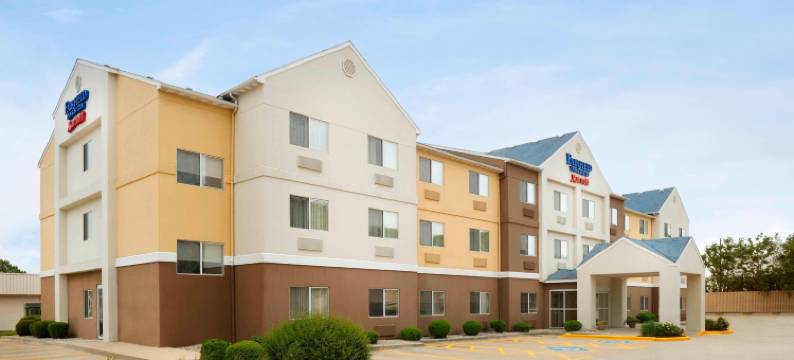 尚佩恩万枫酒店(Fairfield Inn & Suites Champaign)图片