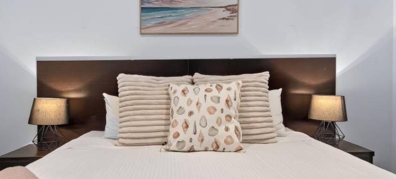 海豚公寓(The Dolphin Apartments)图片