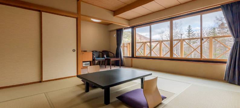 奥日光高原酒店(Okunikko Kogen Hotel)图片