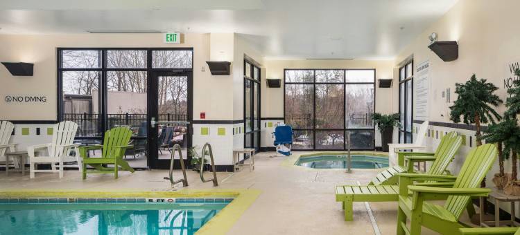 埃尔金琼斯维尔万枫酒店及套房(Fairfield Inn & Suites Elkin Jonesville)图片