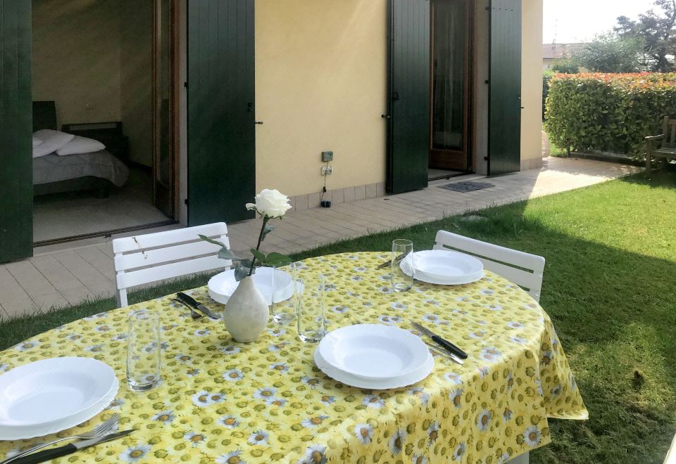 Lady Anna Hotel Overview