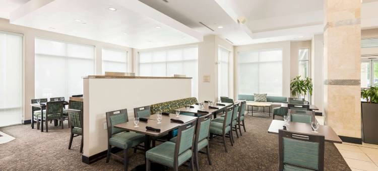 银泉北希尔顿花园酒店(Hilton Garden Inn Silver Spring White Oak)图片