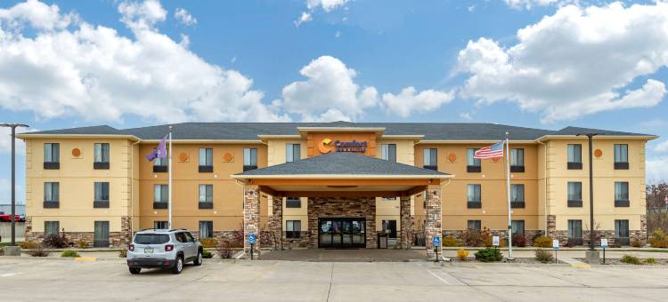 锡达拉皮兹北科林斯路舒适套房酒店(Comfort Inn & Suites Cedar Rapids North - Collins Road)图片