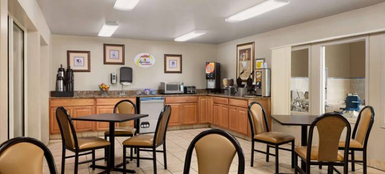 乔利埃特I-55北芝加哥速8酒店(Super 8 by Wyndham Joliet I-55 N/Chicago)图片