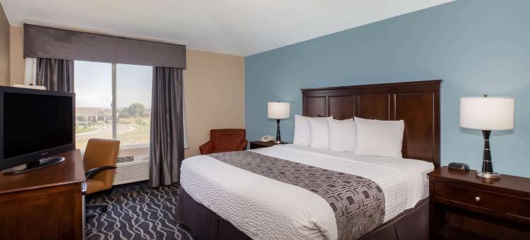 三城肯纳威克温德姆呗盟酒店(Baymont by Wyndham Kennewick WA)图片