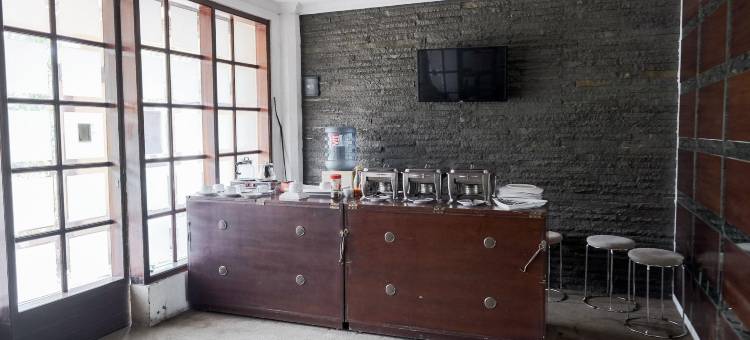 红多兹酒店-近芝卡朗力宝WaterBoom水上乐园(RedDoorz Near Waterboom Lippo Cikarang)图片