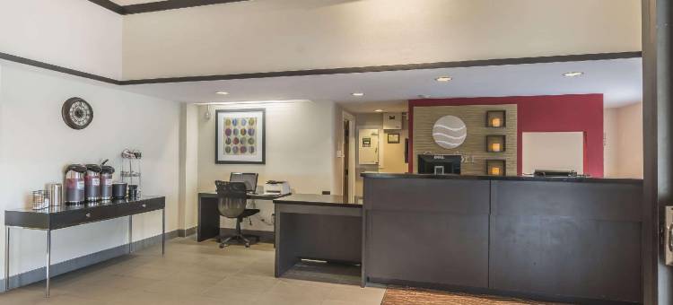 贝勒维尔舒适酒店(Comfort Inn)图片