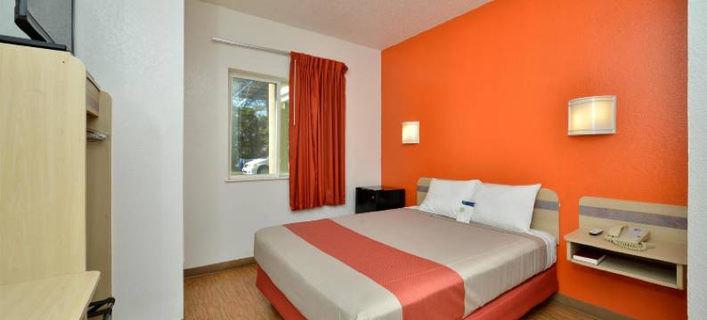 麦金尼6号汽车旅馆(Motel 6 McKinney, TX - North)图片