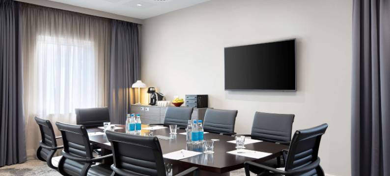 希尔顿欢朋布里斯托尔机场酒店(Hampton by Hilton Bristol Airport)图片