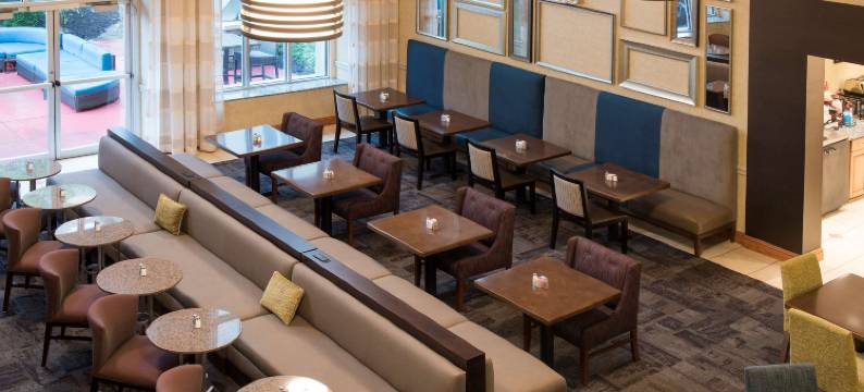 哥伦布机场Homewood套房酒店(Homewood Suites by Hilton Columbus - Airport)图片