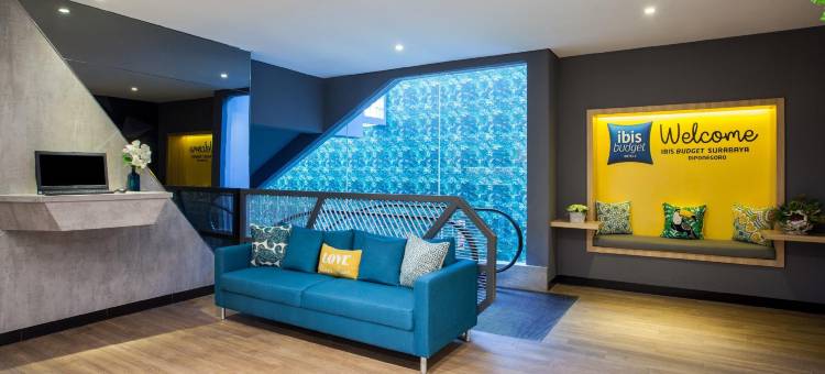 宜必思快捷苏腊巴亚蒂博尼哥罗酒店(Ibis Budget Surabaya Diponegoro)图片