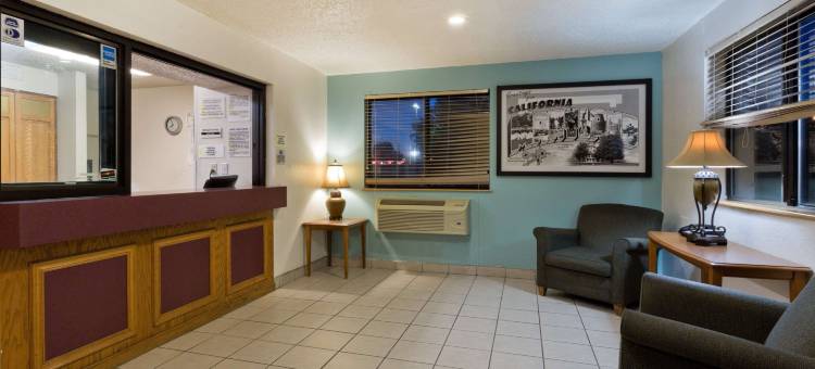 列克星敦公园-加利福尼亚地区温德姆速8酒店(Super 8 by Wyndham Lexington Park/California Area)图片