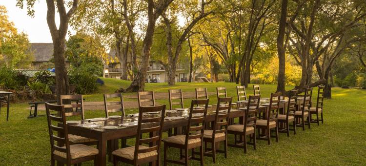 阿赞比西河小屋(Azambezi River Lodge)图片