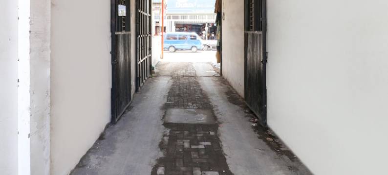 O 加鲁特酒店靠近塔罗贡广场(原维斯玛埃提加)(RedDoorz at Merdeka Street Garut)图片