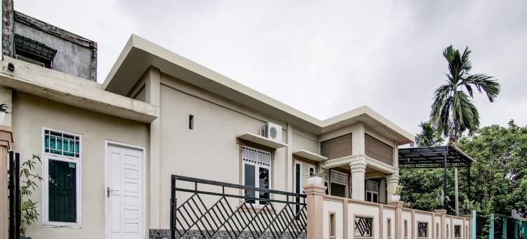 OYO 90942 科斯特伊斯兰帕南酒店(Panam House Syariah RedPartner)图片