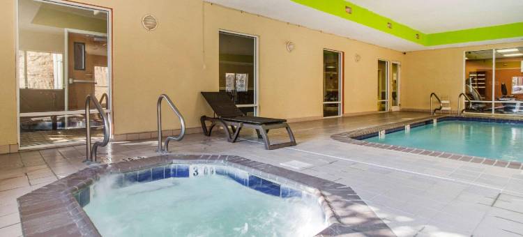 品质套房酒店(Quality Suites)图片