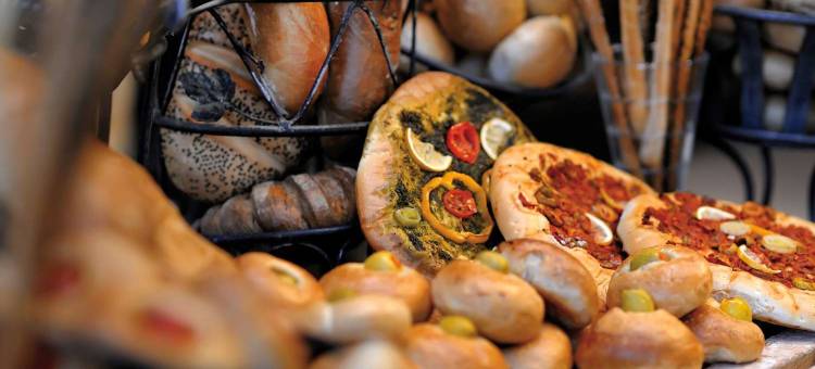 斯图加特会展中心瑞享酒店(Mövenpick Hotel Stuttgart Messe & Congress)图片