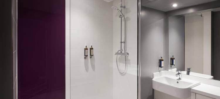 优品迎伦敦希思罗机场T2&T3(巴斯路)酒店(Premier Inn London Heathrow Airport T2 & T3 - Bath Road)图片