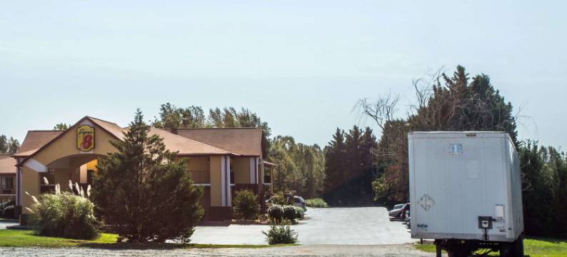 拉沃尼亚速8酒店(Super 8 by Wyndham Lavonia)图片