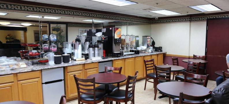 普莱诺呗盟套房酒店(Baymont by Wyndham Plano)图片