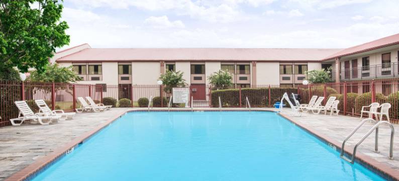 牛津速8酒店(Super 8 by Wyndham Oxford)图片