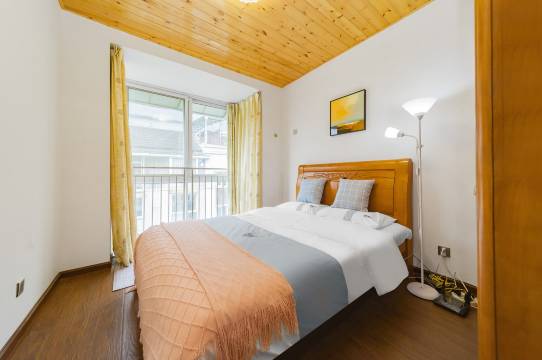 四川崇州820公寓