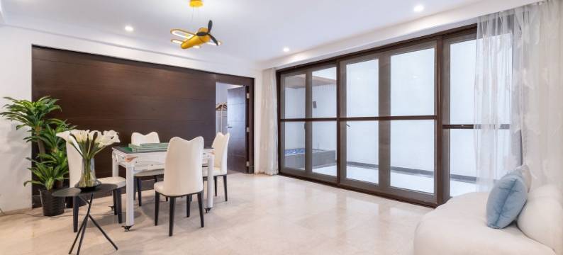 高端接待小优度假别墅(小东海路分店)图片