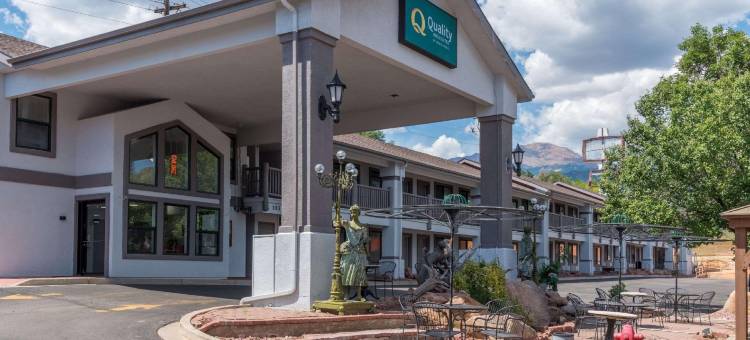 派克峰曼尼托温泉凯艺套房酒店(Quality Inn & Suites Manitou Springs at Pikes Peak)图片