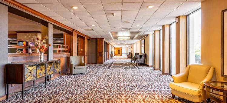 奥马哈/西道奇温德姆速酒店(Wyndham Omaha/West Dodge)图片