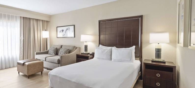 希尔顿逸林酒店-哥伦布(DoubleTree by Hilton Hotel Columbus)图片