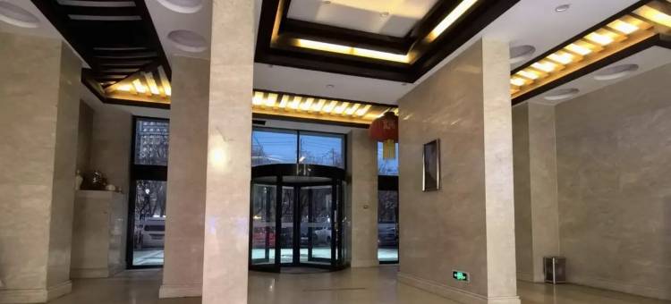 小隐民宿(御润大厦店)图片