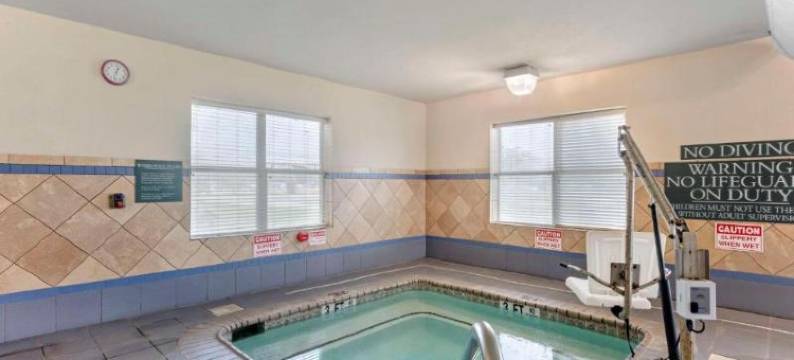 舒适套房酒店(Comfort Inn & Suites)图片