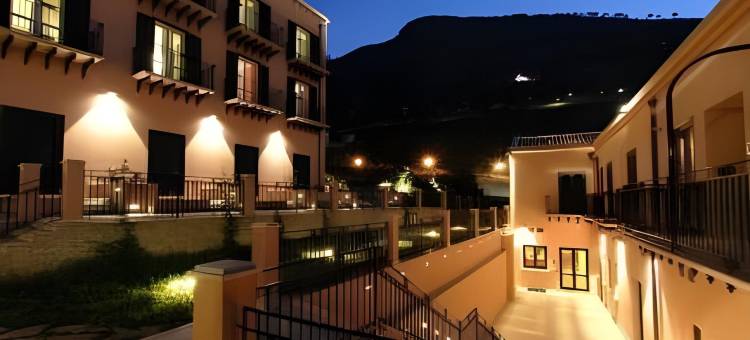 瑟瑞酒店(Cerri Hotel)图片