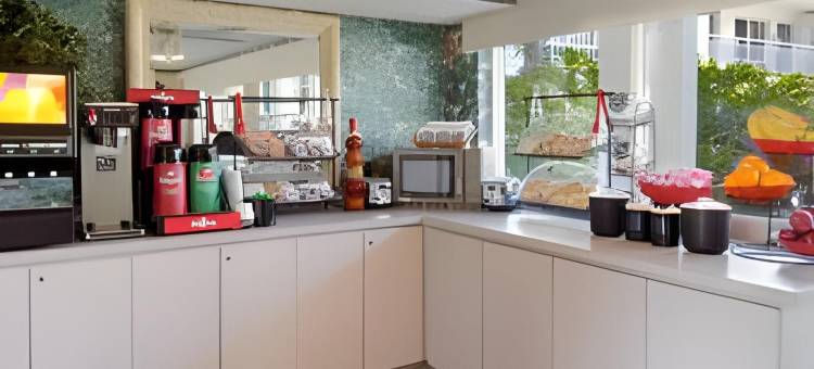 速8 - 埃伦顿汽车旅馆(Super 8 by Wyndham Ellenton Bradenton Area)图片