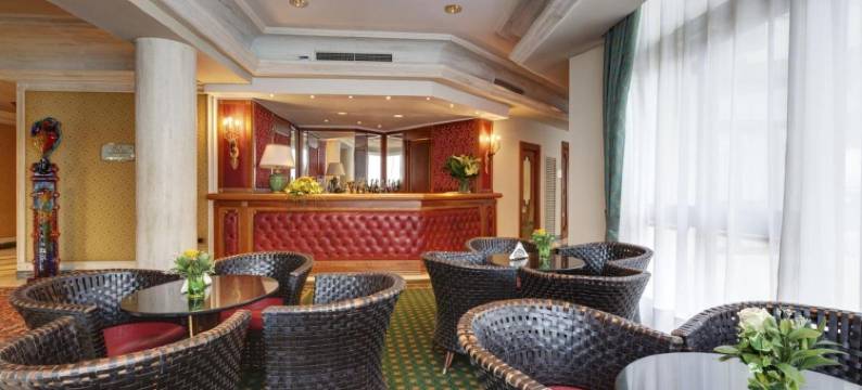 博尔戈皇宫酒店(Borgo Palace Hotel)图片